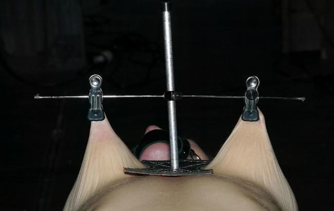 sick needle piercing bdsm